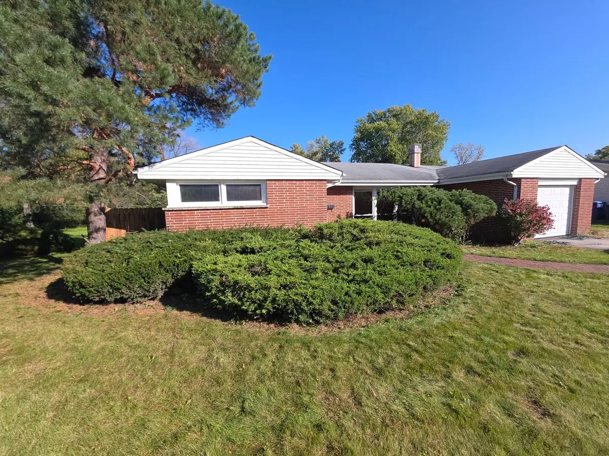 1335 Carlisle Place