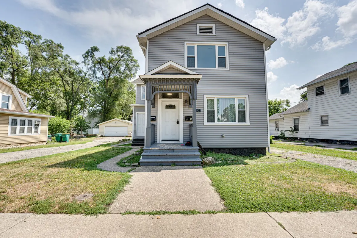 208 MOUND Street