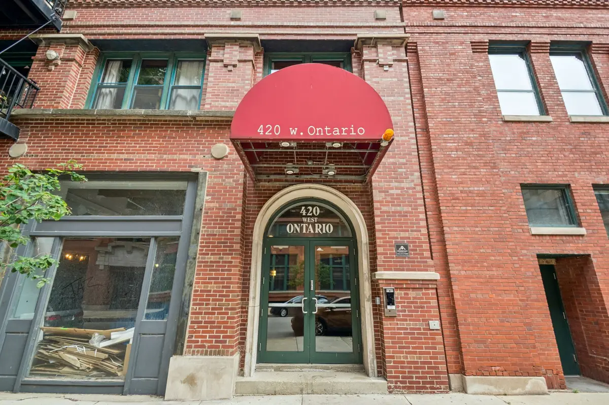 420 W Ontario Street