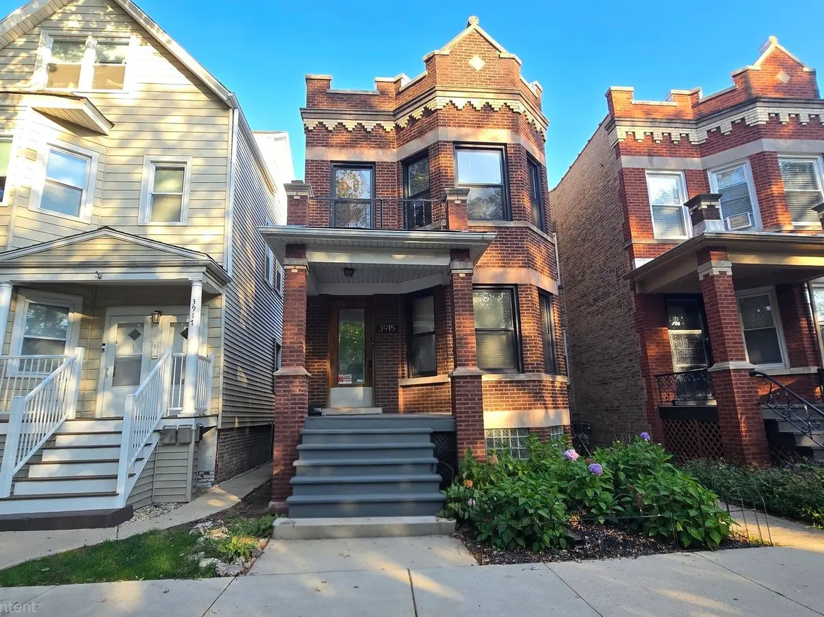 3915 N Saint Louis Avenue