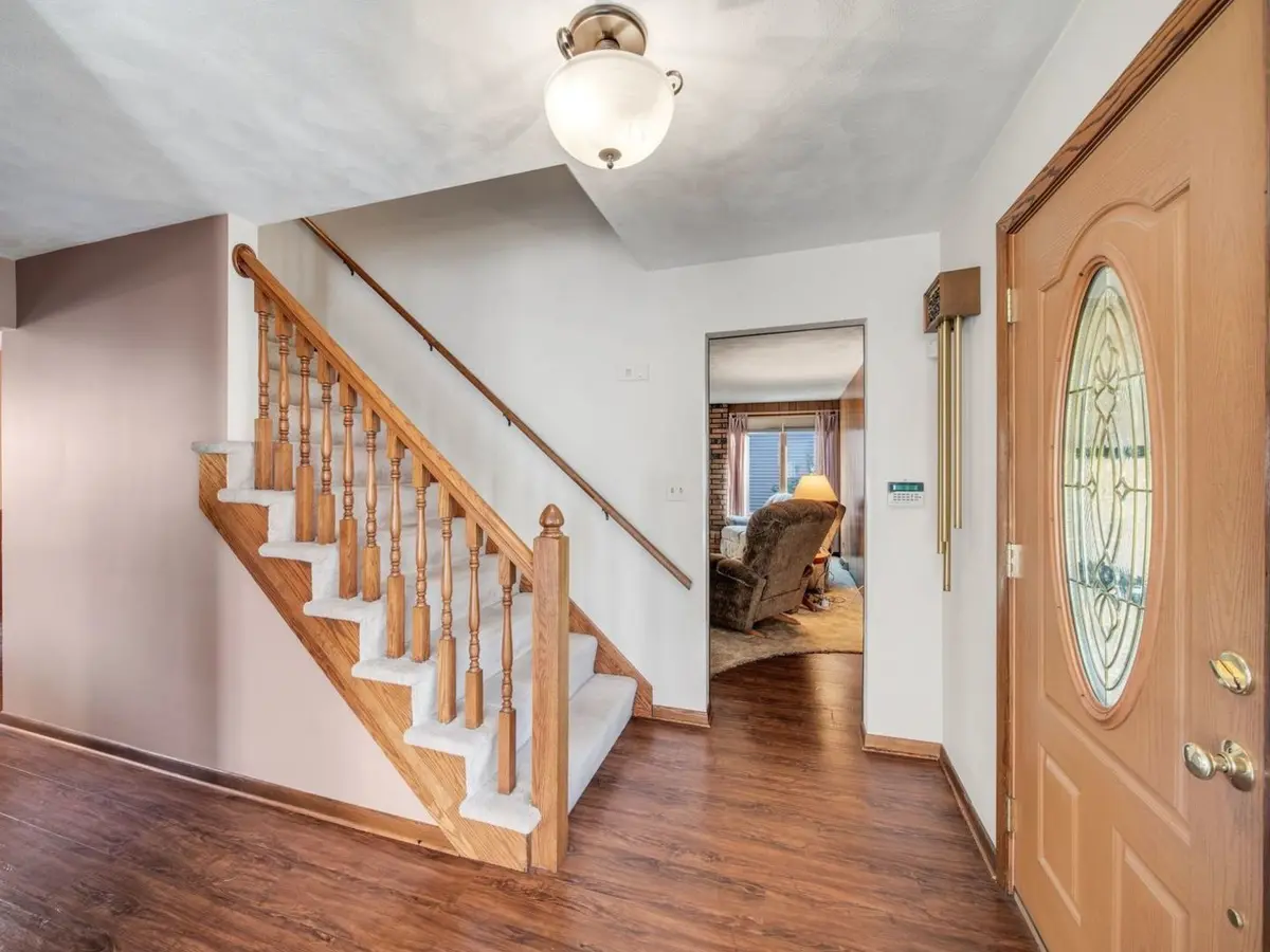 1011 Iroquois Drive