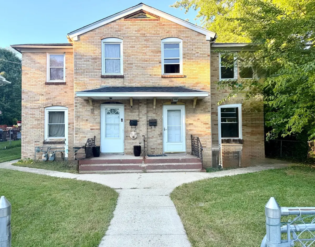 1613 Green Street