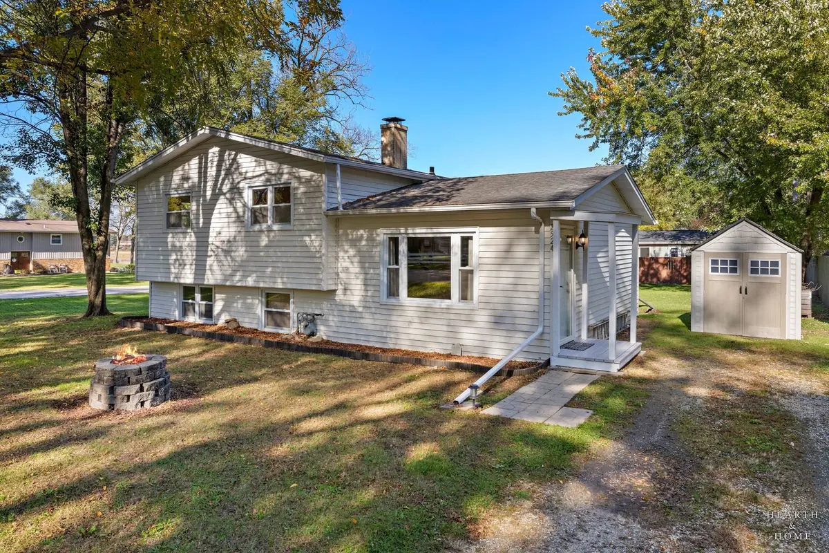 2524 Clara Street
