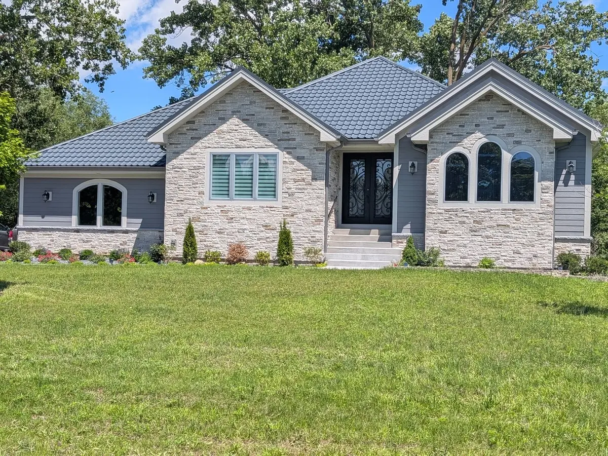 8316 Redtail Drive