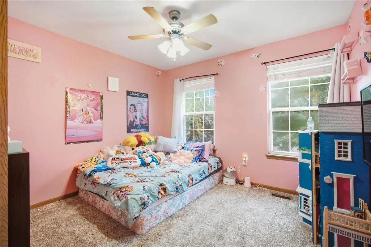 1419 Chestnut Court