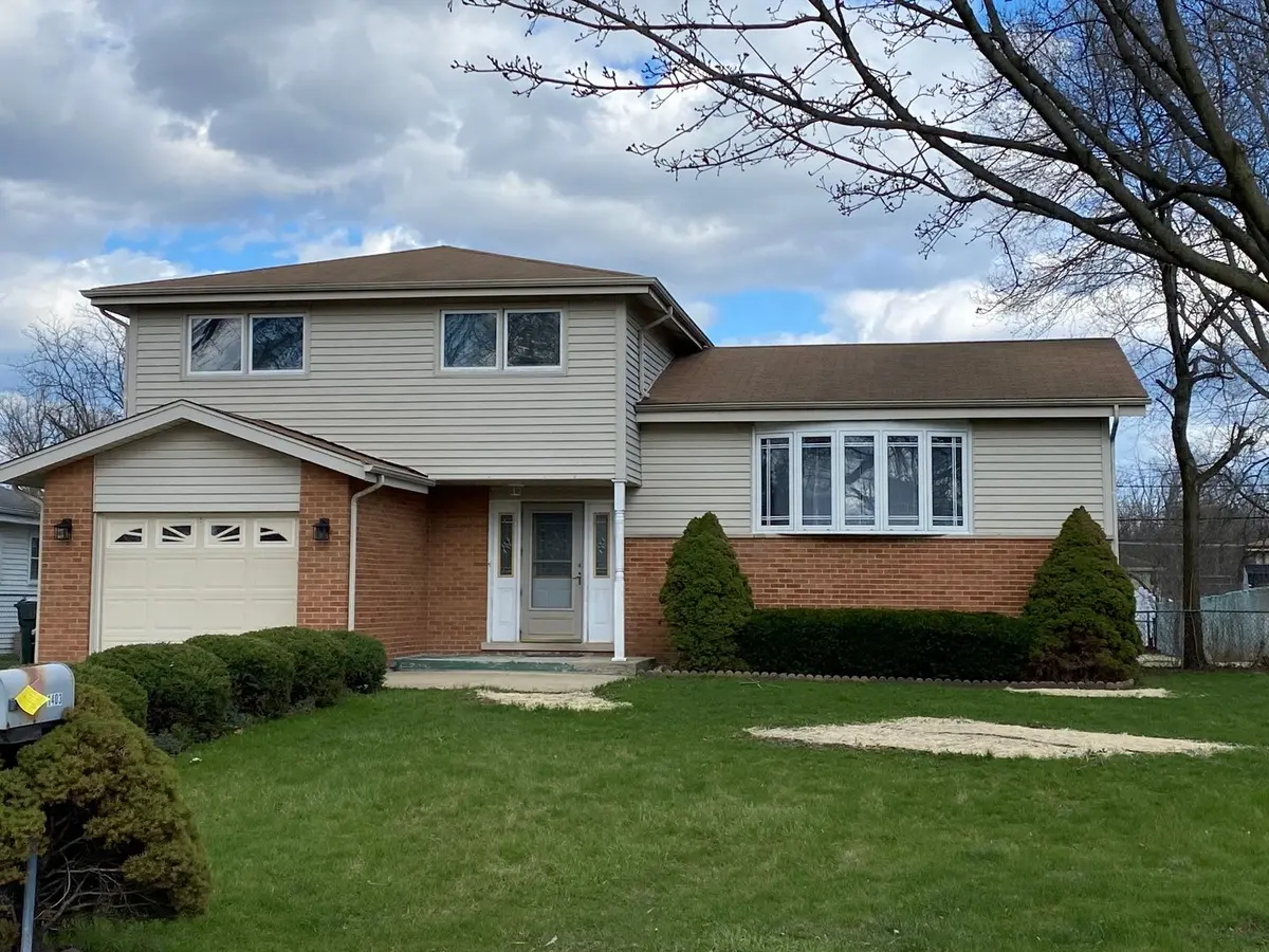 1403 N SAUK Lane