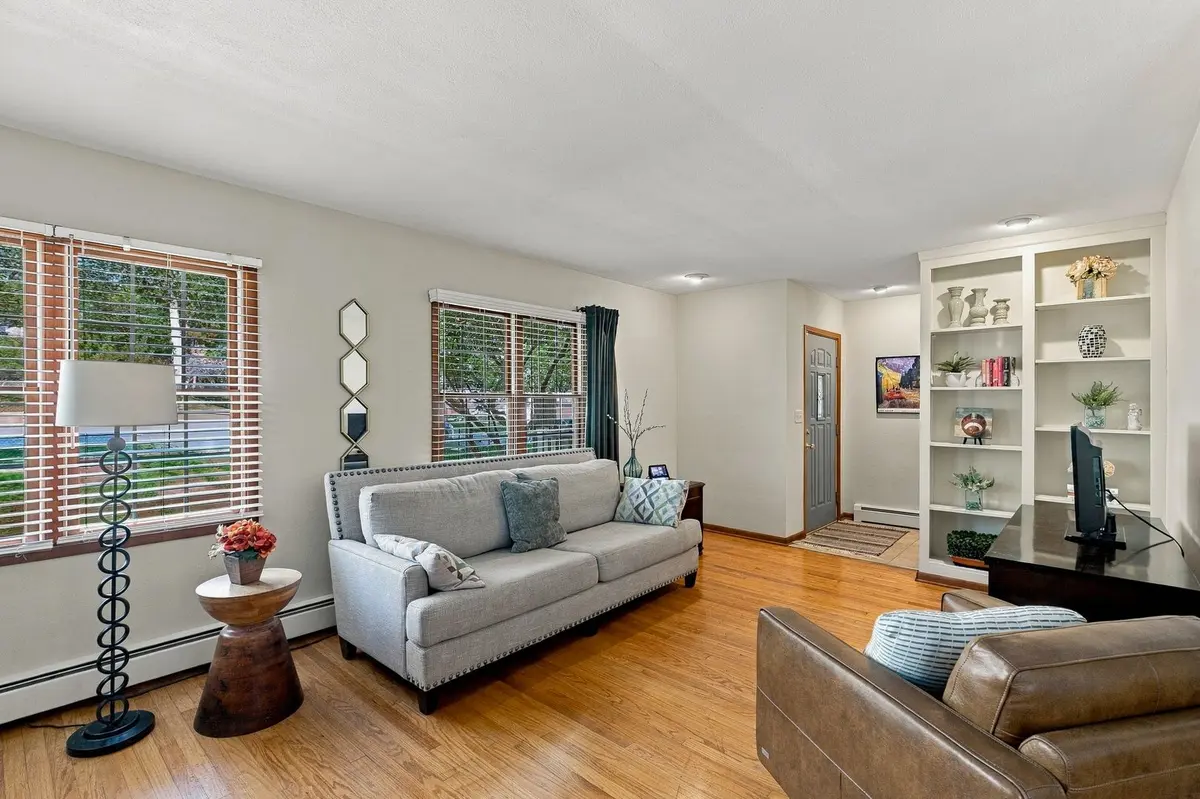 223 CUSTER Terrace
