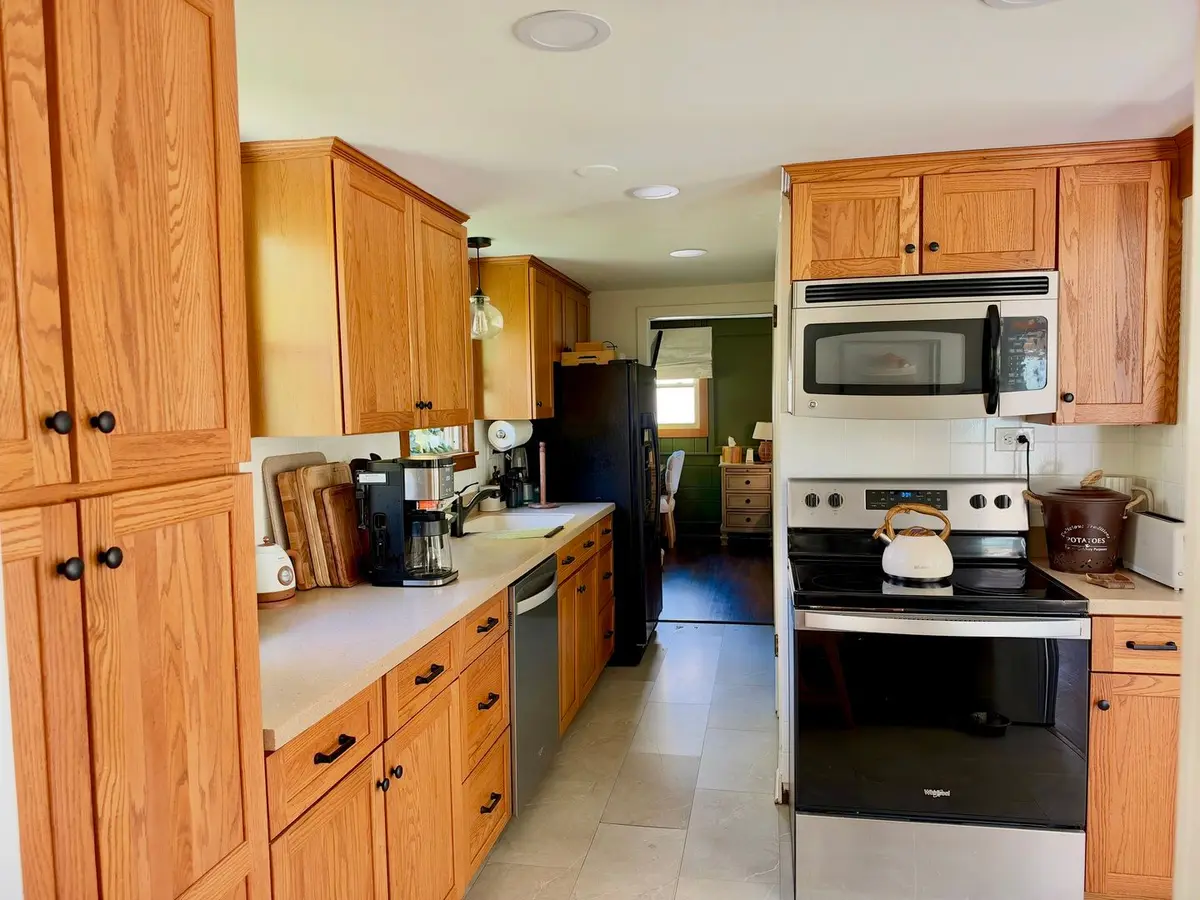 4700 Teonia Woods Drive
