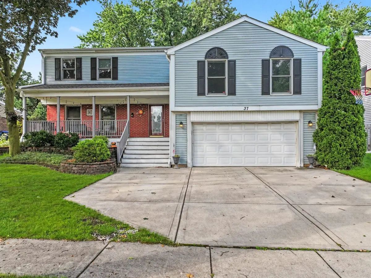 37 Yardley Lane