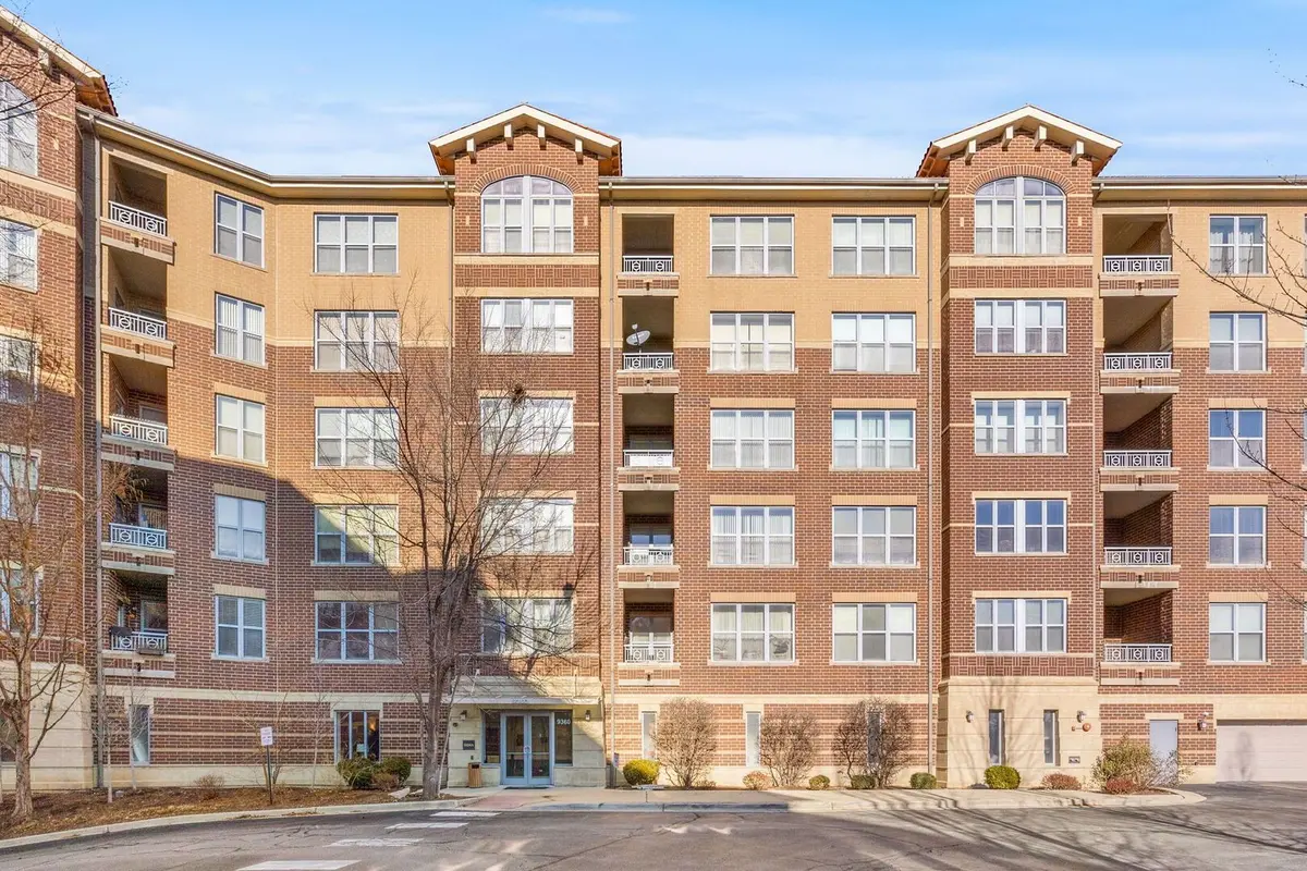 9360 Skokie Boulevard