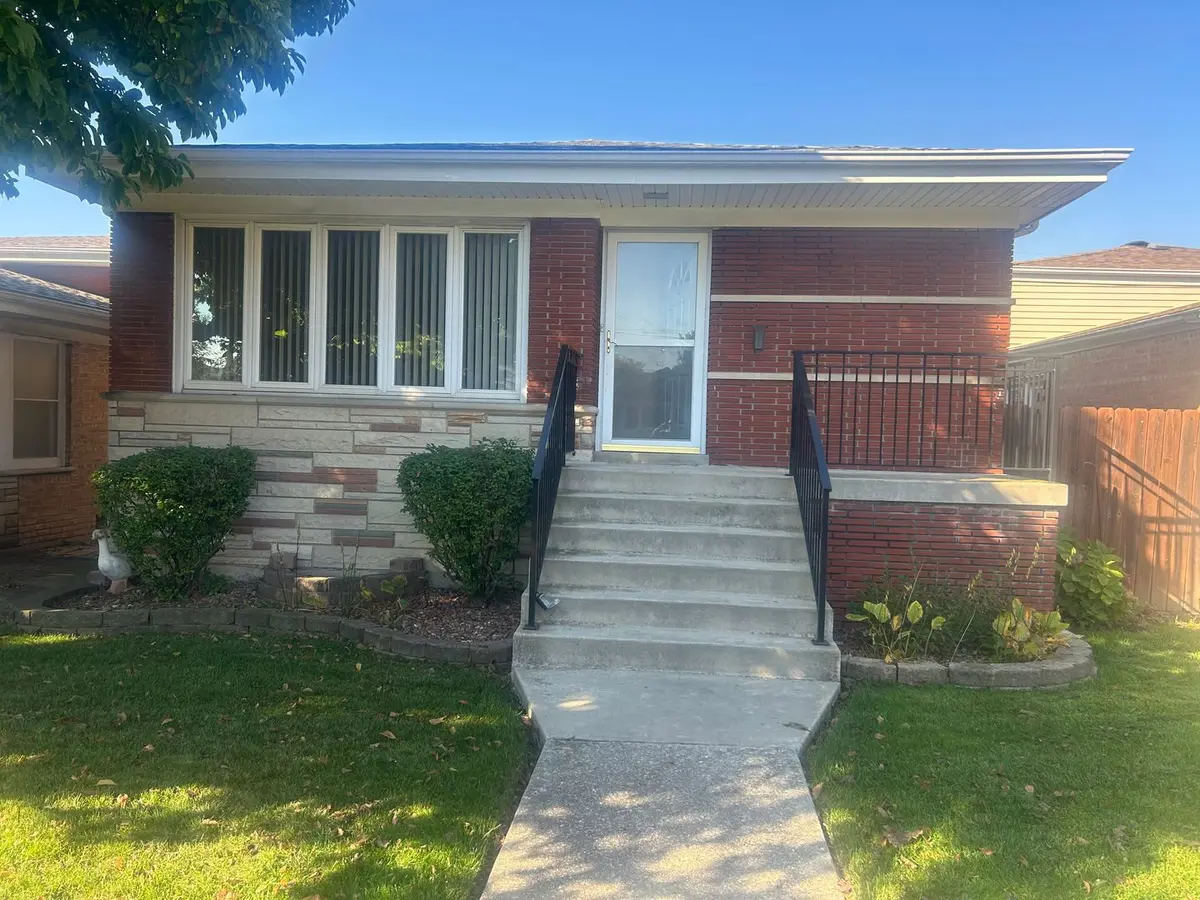 8414 S Kostner Avenue