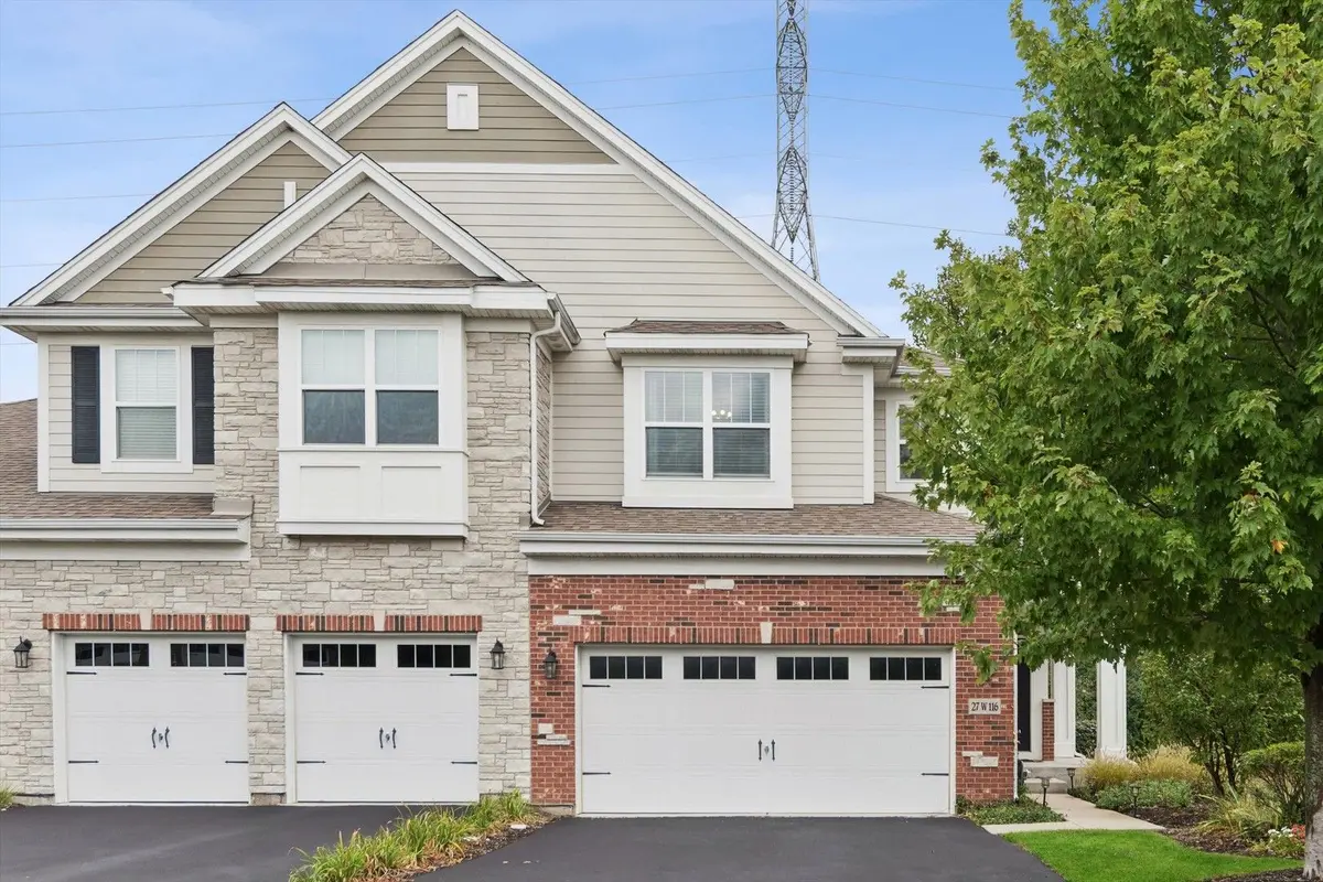 27W116 Redbud Lane