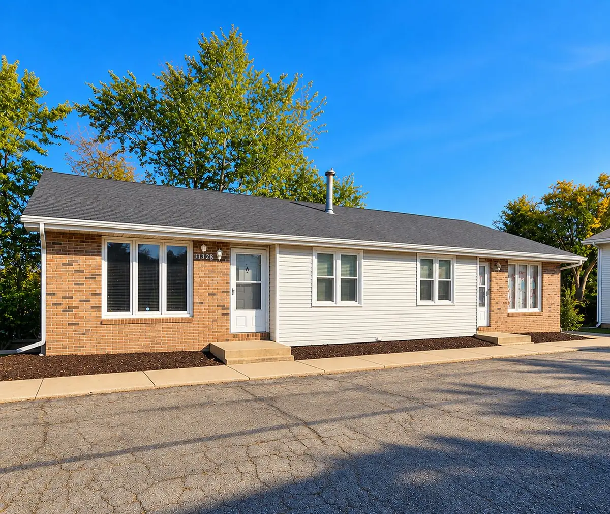 5426 MIDVALE Drive