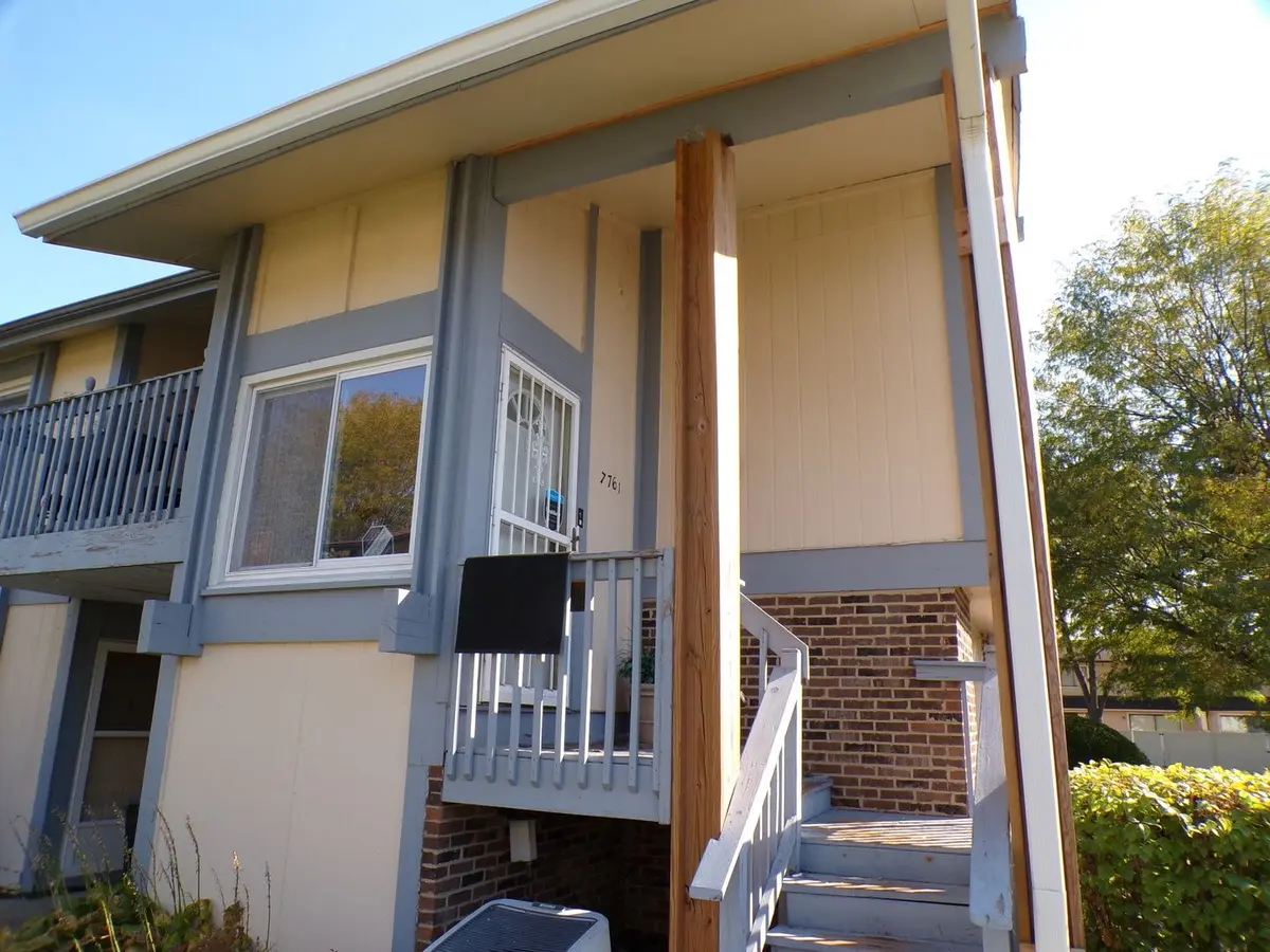 776 Sunset Court