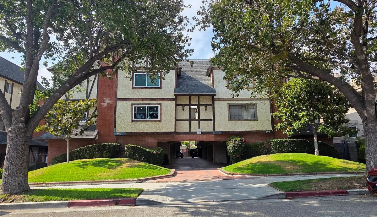 659 Alexander Street