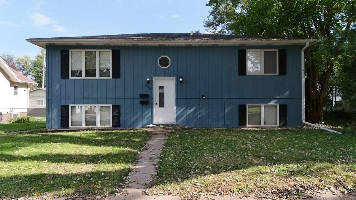 426 45TH Street