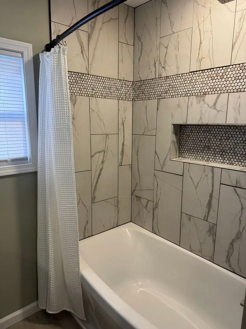 308 Mitchell Street W