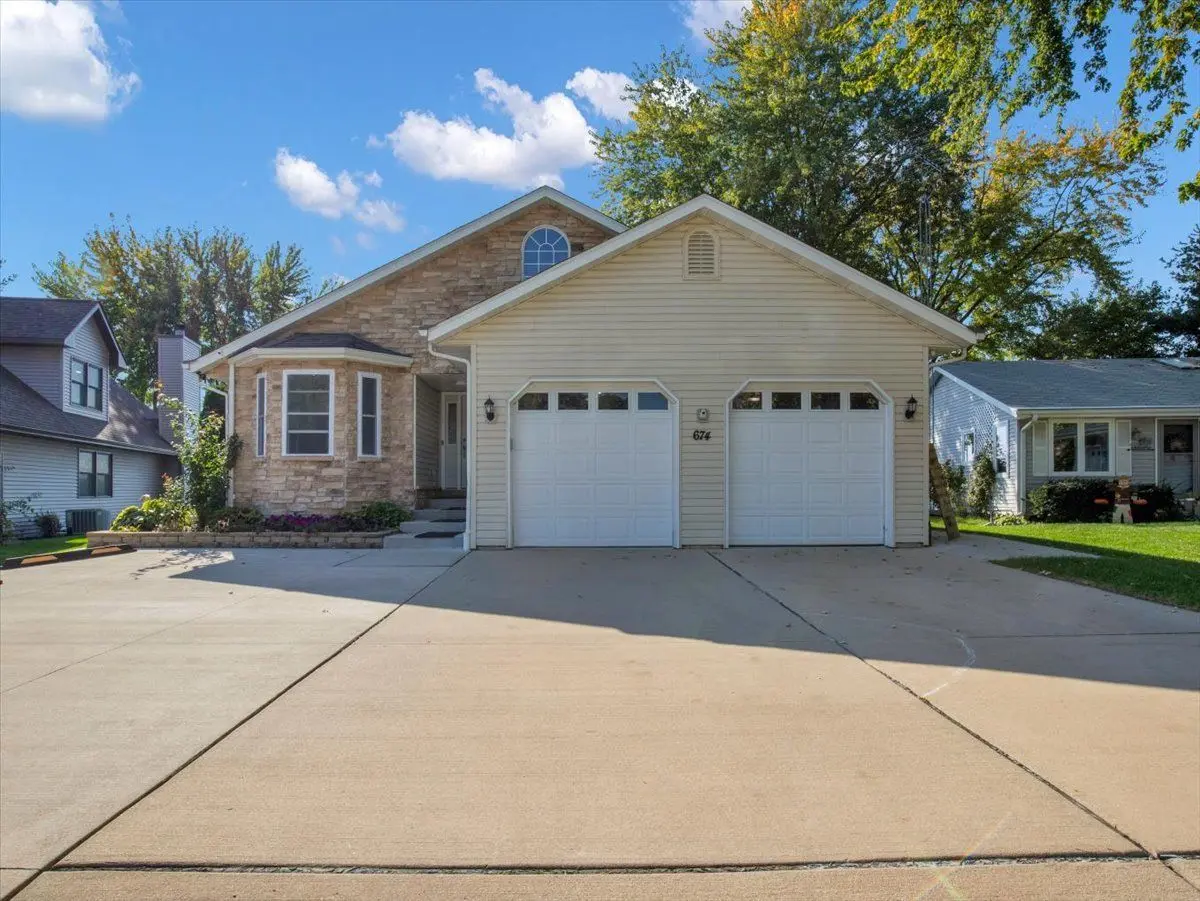 674 Candlewick Drive