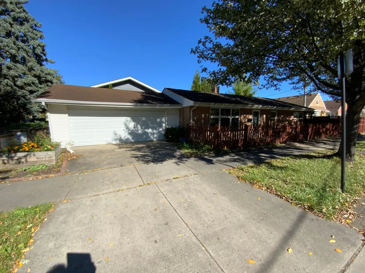 7440 W Everell Avenue