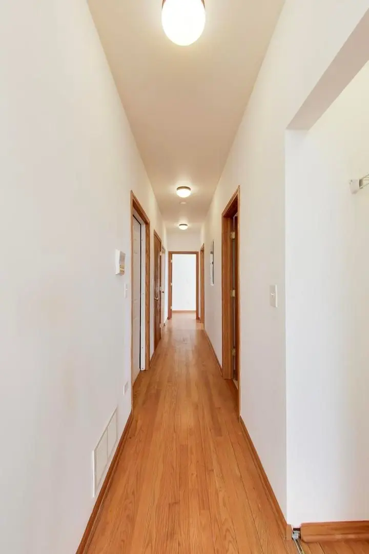 1700 W Cermak Road