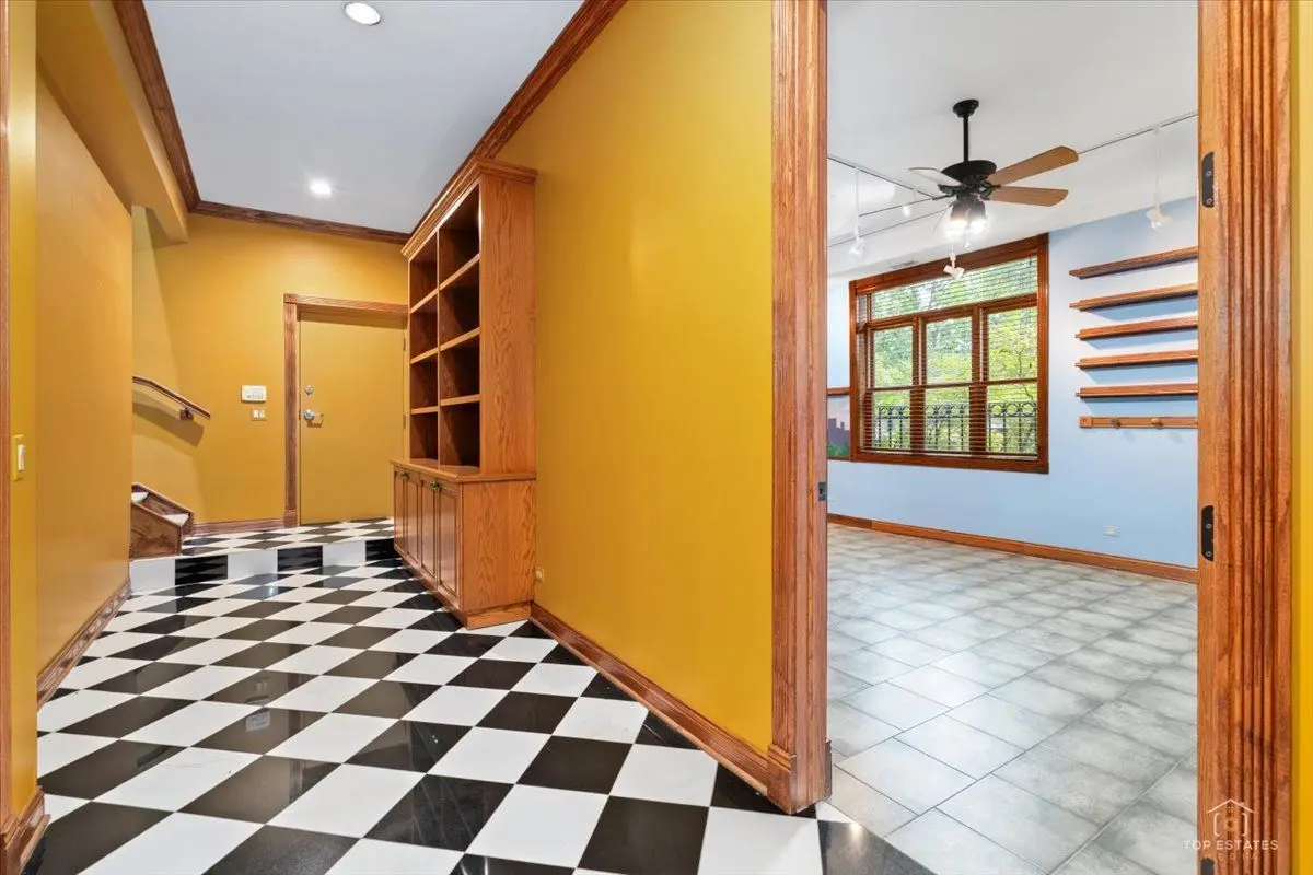 3914 W 51st Street