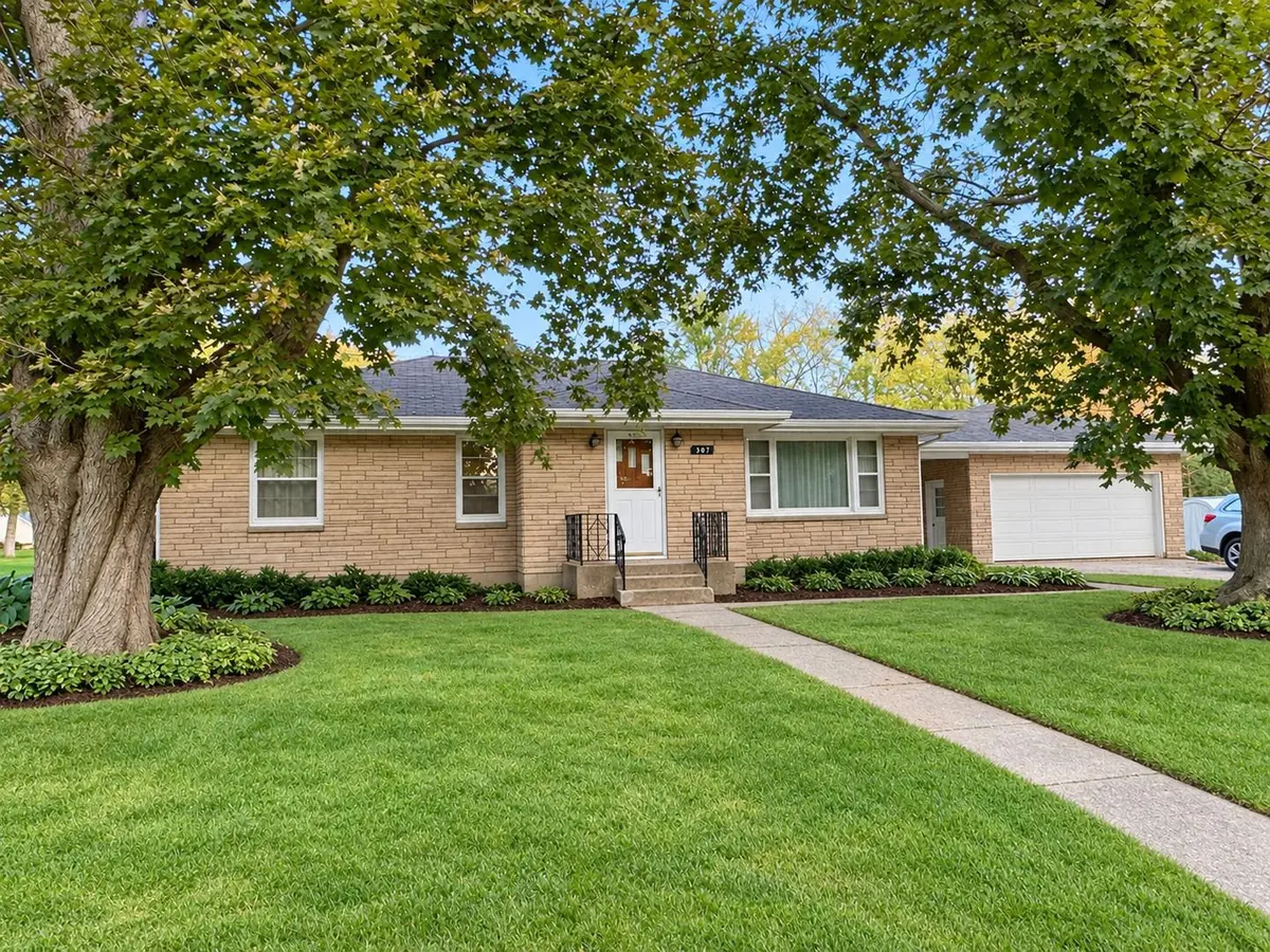 307 N Pecatonica Street