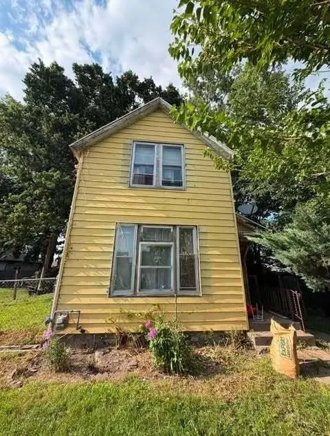 1548 W 16th Street