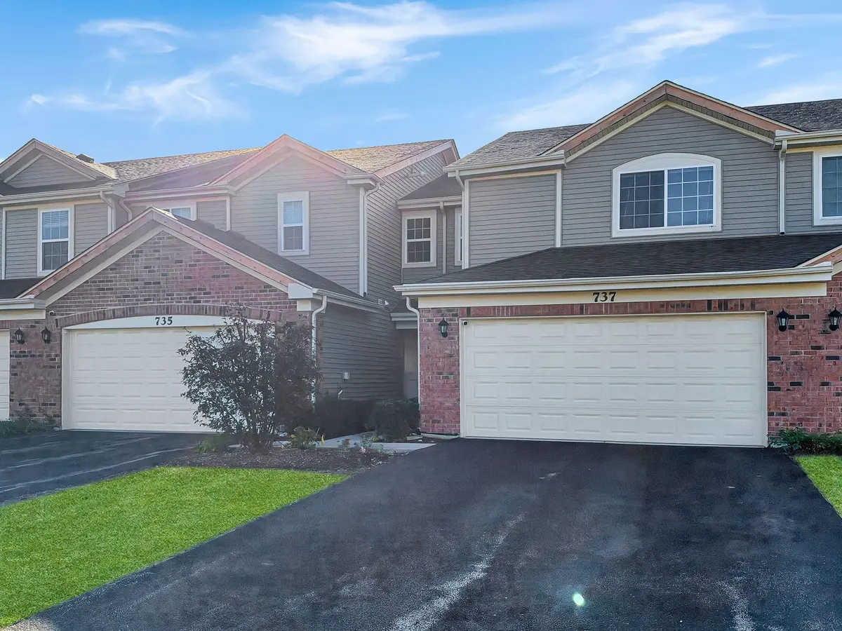 737 Wellington Lane