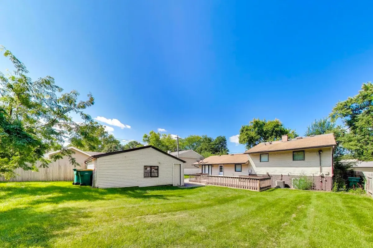 655 Thornwood Drive