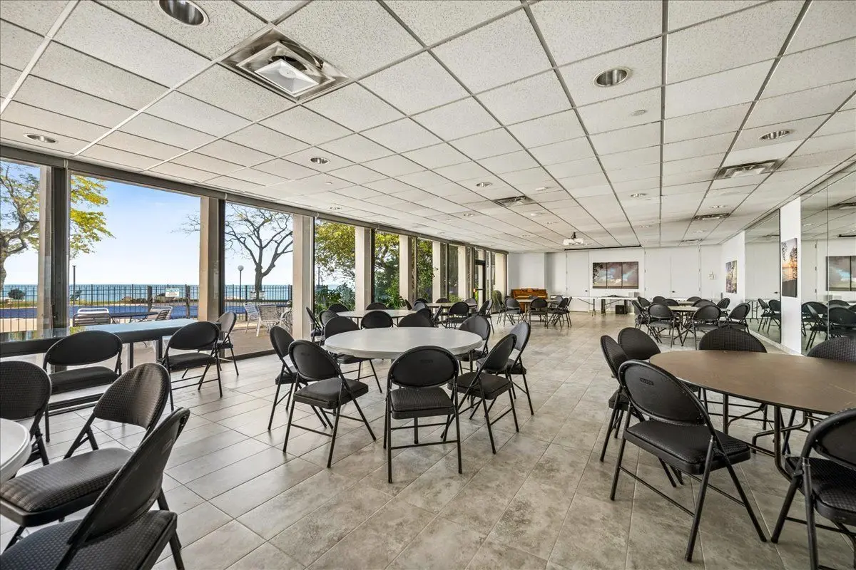 1500 Sheridan Road