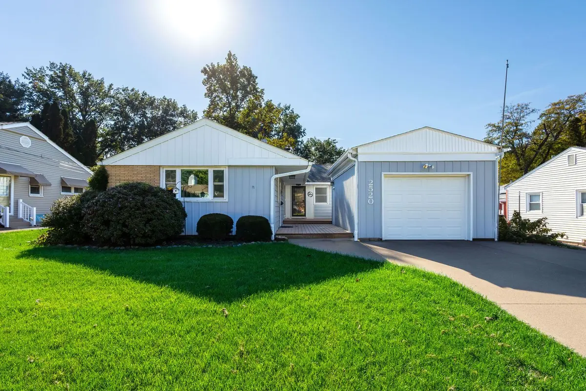 2520 30th Ave Court