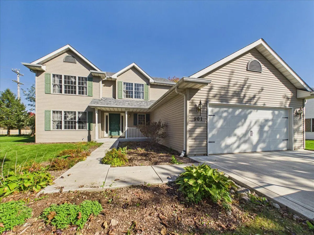 901 Indian Dancer Trail
