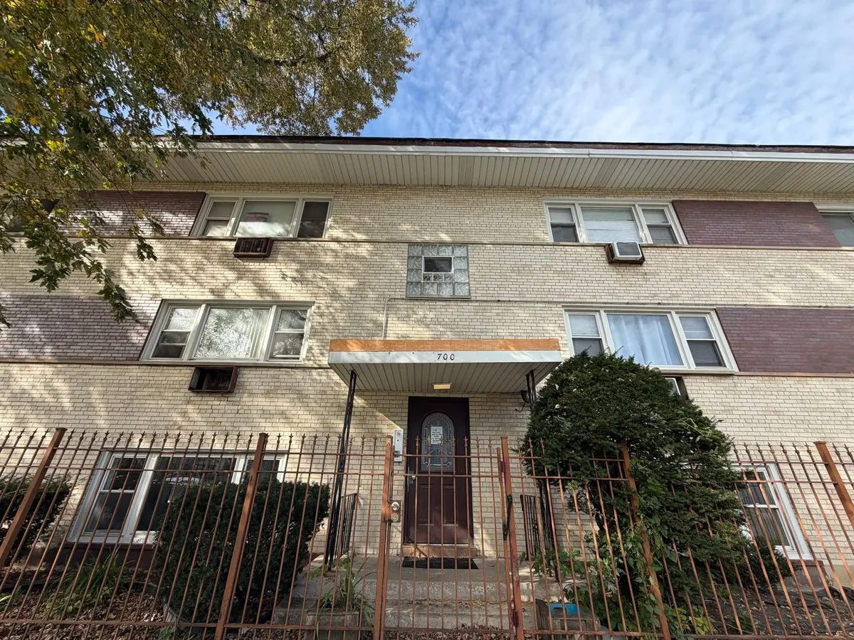 700 N Parkside Avenue