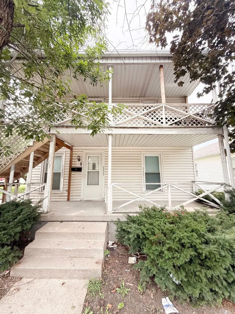 1179 S Schuyler Avenue