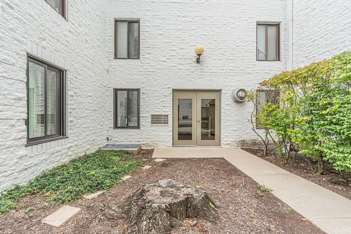 322 W Miner Street