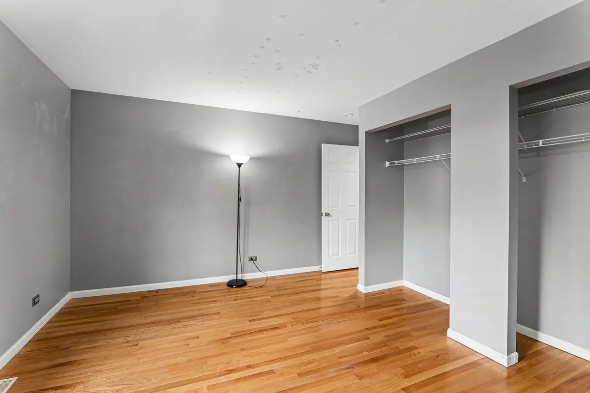 95 N Macgillis Drive