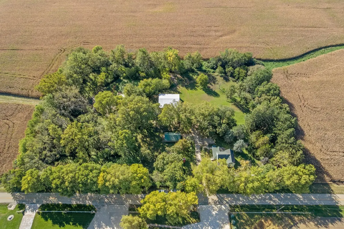 379 Hedge Road