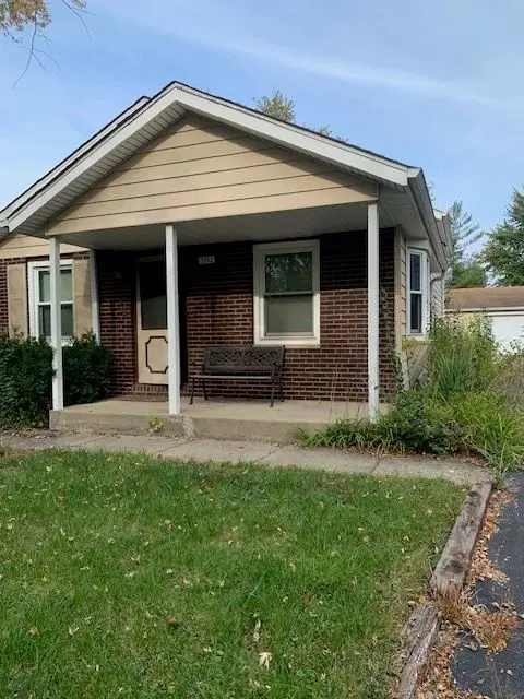 3882 Cambridge Drive