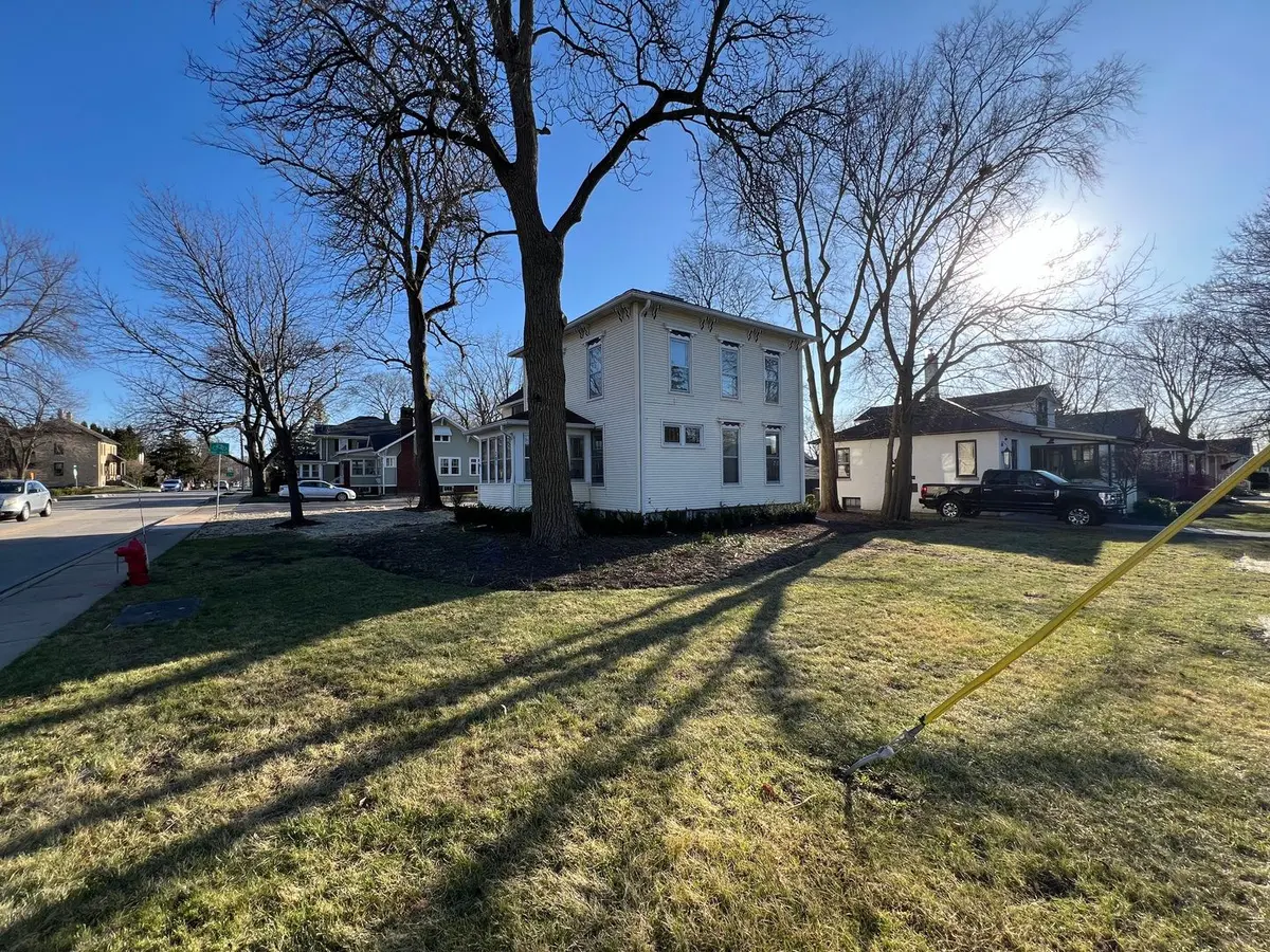 301 W MAIN Street