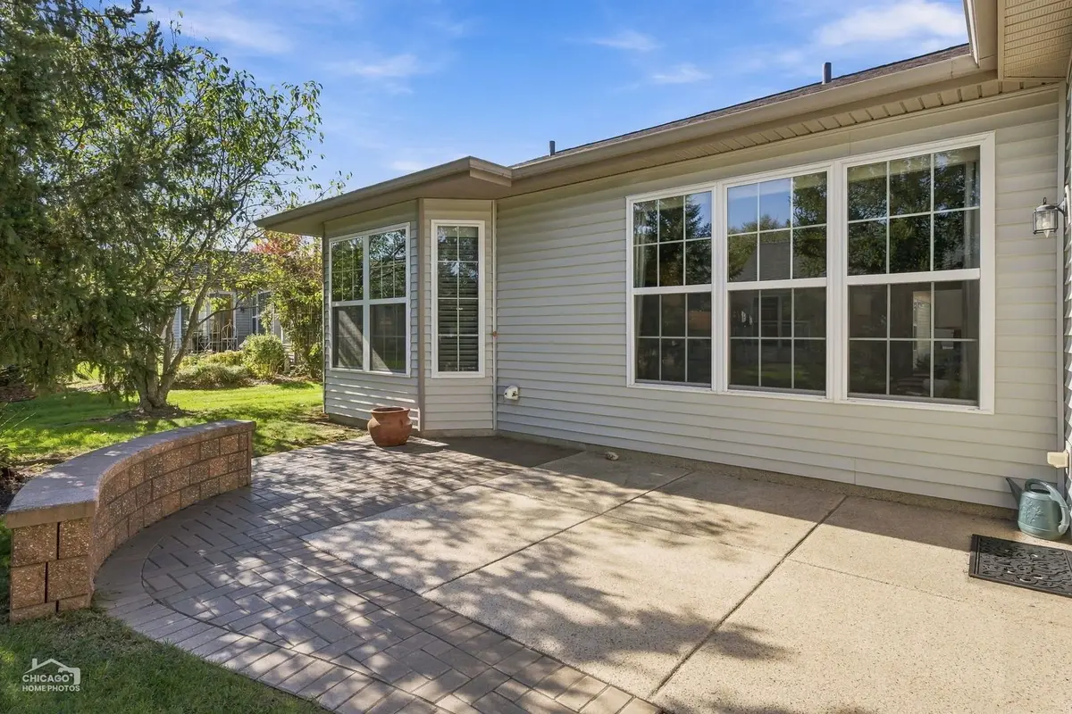 12382 Scarlet Drive