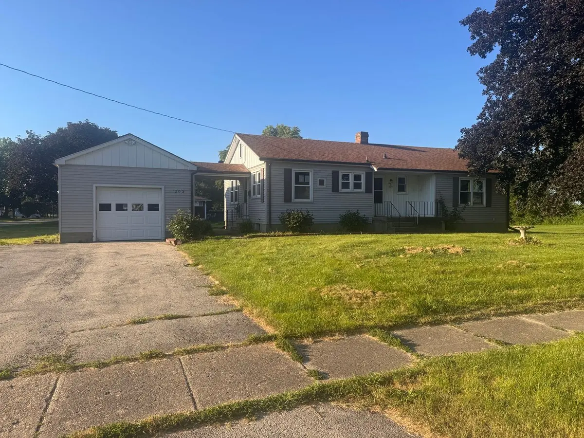 203 E 2nd Street