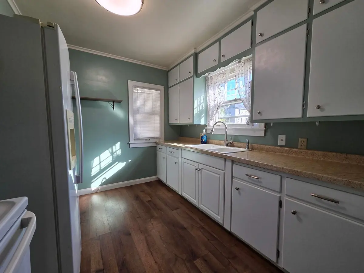 206 E Locust Street