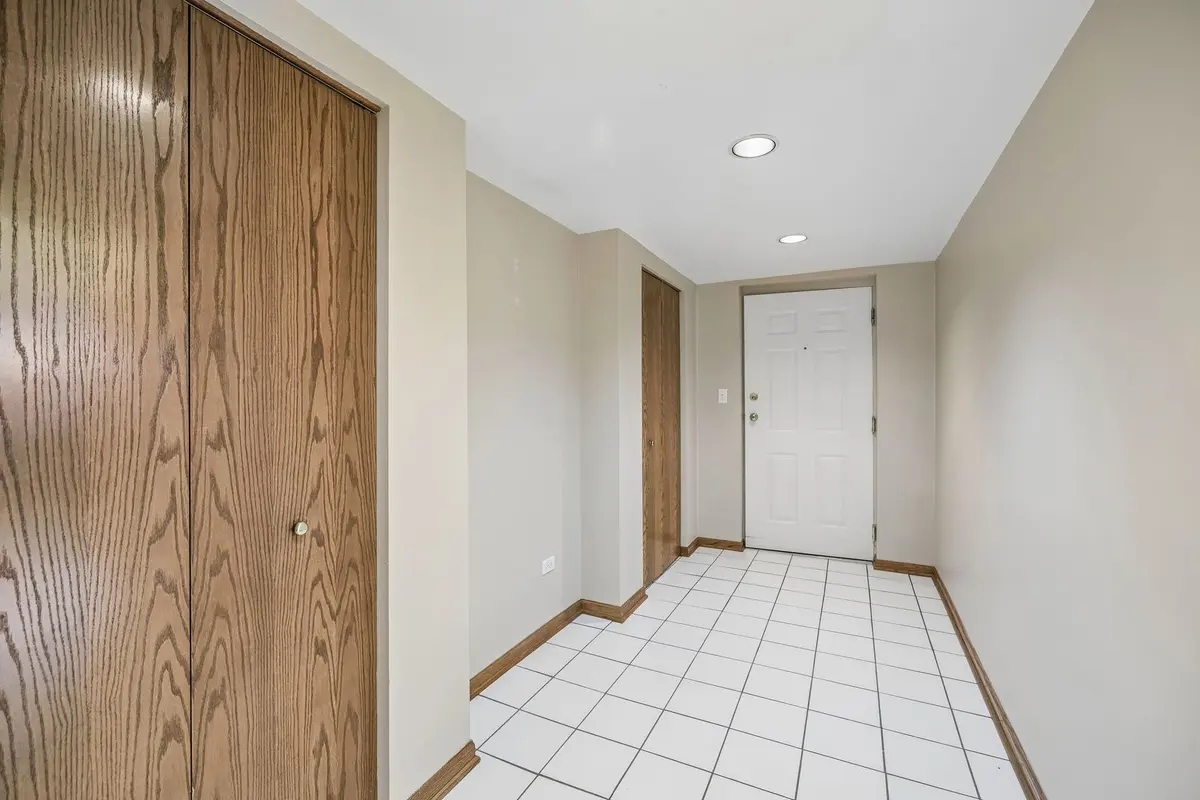 6612 Martin France Circle