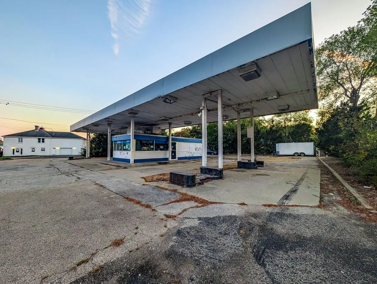 410 N Northwest Highway
