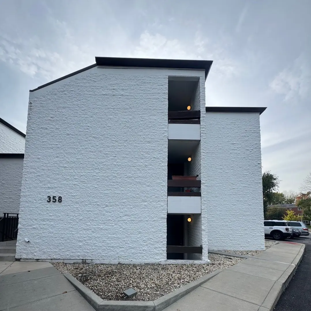 358 W Miner Street