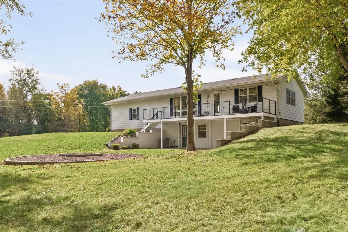 88 County Road 2000 N