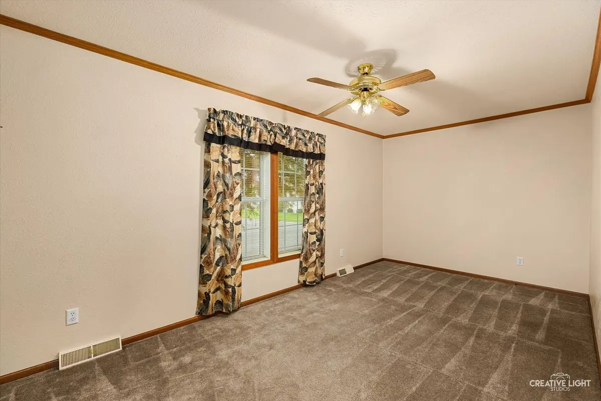 231 Meadowlark Lane