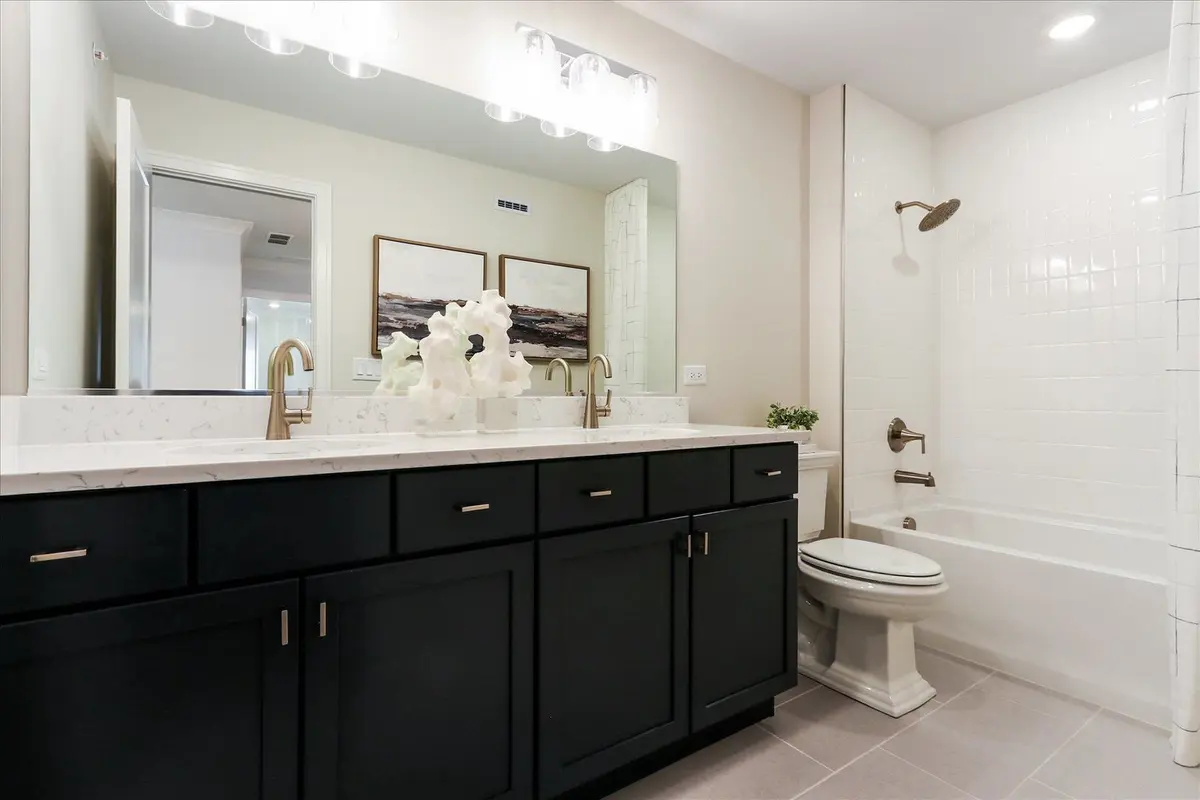 2076 Iron Ridge Lane