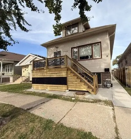 7324 W 62nd Street