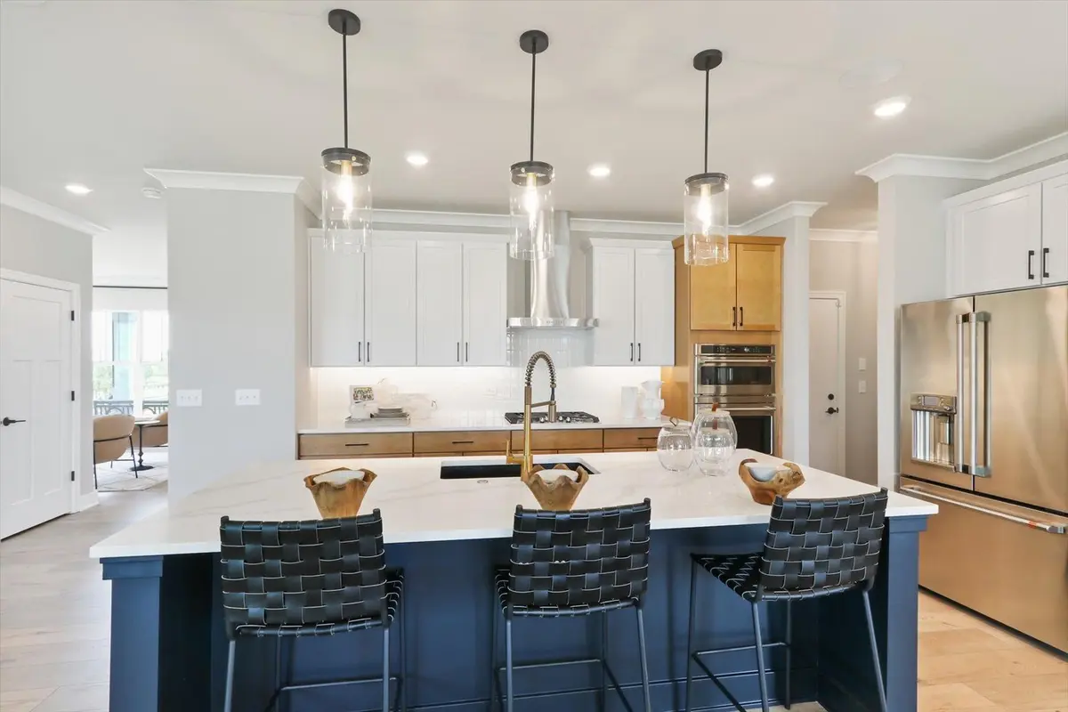 11 River Highlands Drive